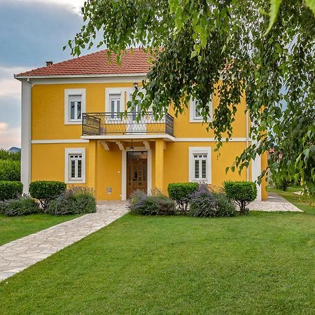 Vila Boljevic Podgorica Bagian luar foto