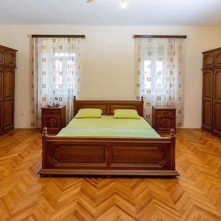 Vila Boljevic Podgorica Bagian luar foto