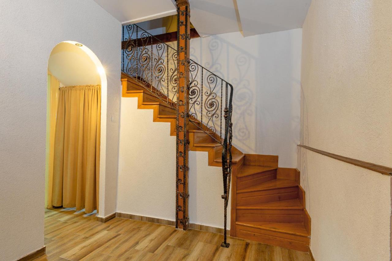Vila Boljevic Podgorica Bagian luar foto